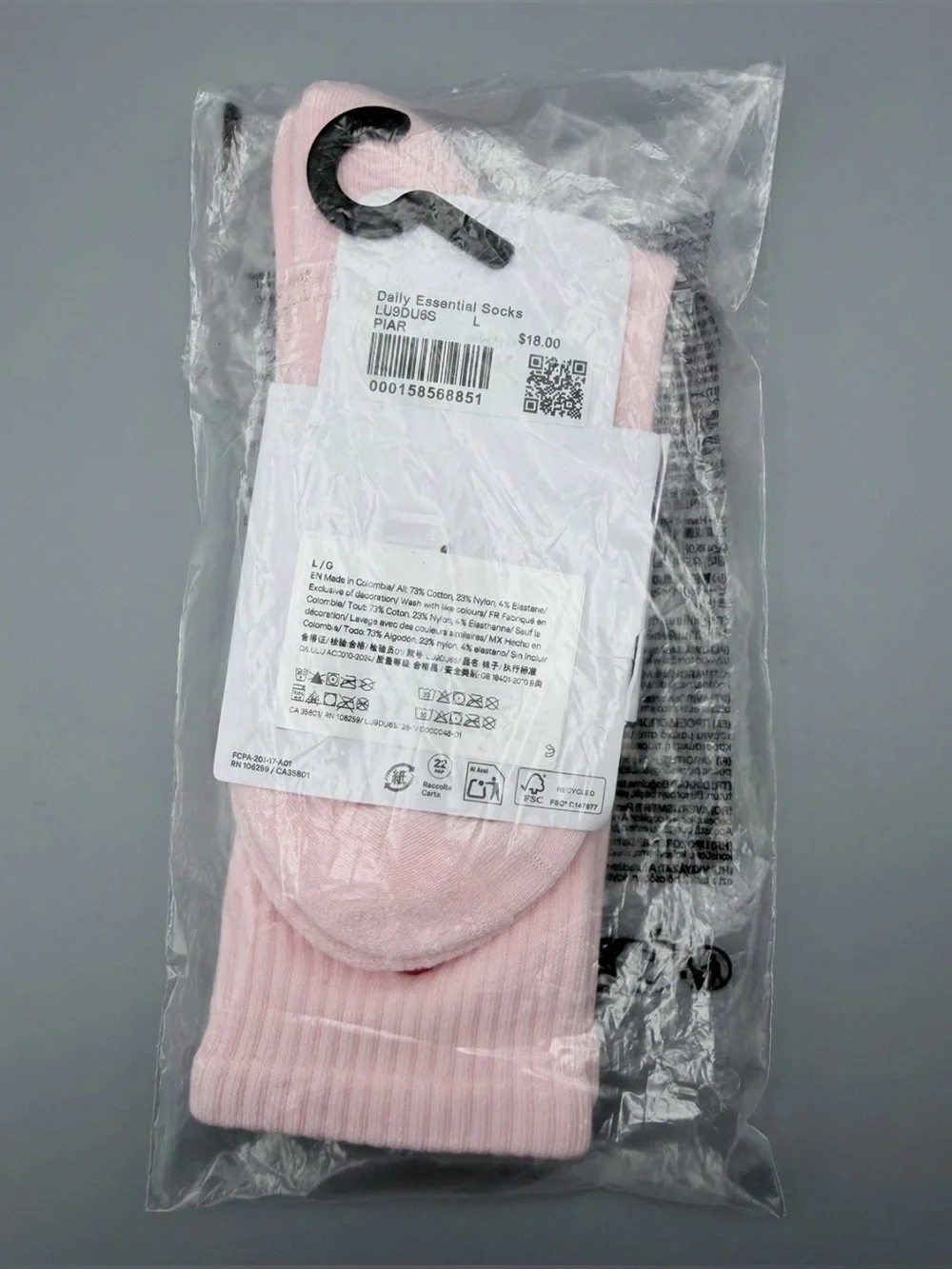Lululemon Hug Me Daily Essential Crew Socks Pink Red Heart Large NWT Limited Ed.